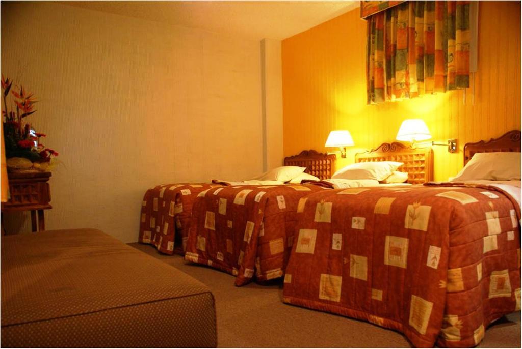 Hotel Villa De Cortez Xicotepec de Juarez Rum bild