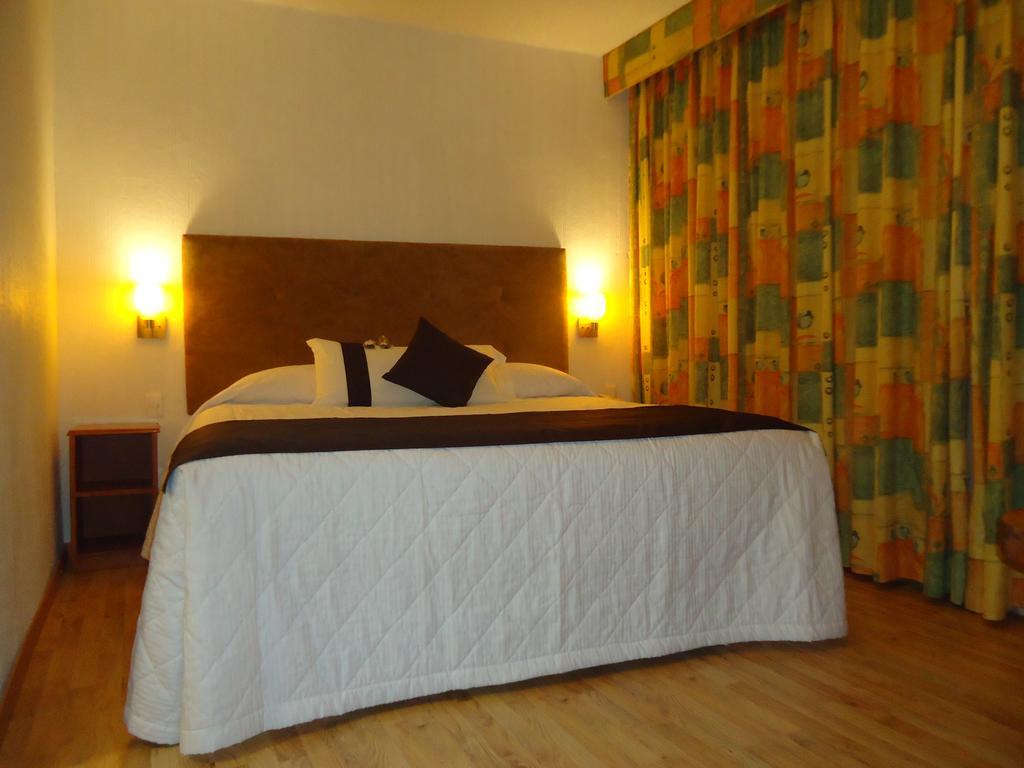 Hotel Villa De Cortez Xicotepec de Juarez Exteriör bild
