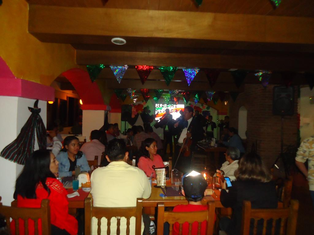 Hotel Villa De Cortez Xicotepec de Juarez Exteriör bild